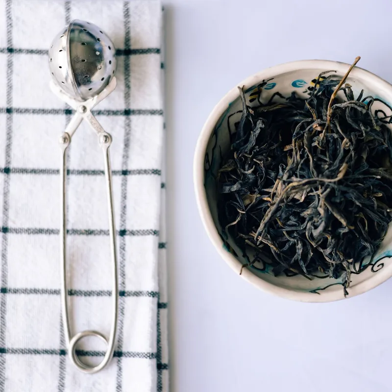 Flowery Rose Oolong-10 Tea Bags ( Net Quantity 30gm per pack (3gms per teabag) — Assamica Agro